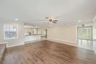 140 Gillis Dr, Crestview, FL 32536 - Photo 10