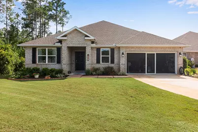 247 E Sky Way, Freeport, FL 32439 - Photo 1