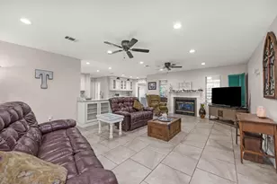 2587 Dana Ct, Shalimar, FL 32579 - Photo 8