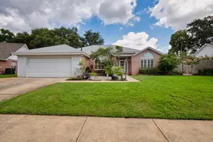 2587 Dana Ct, Shalimar, FL 32579 - Photo 2