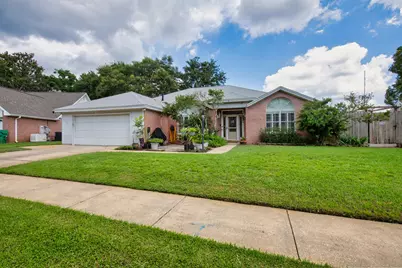 2587 Dana Court, Shalimar, FL 32579 - Photo 1