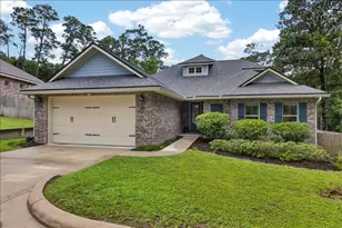 205 Hart St, Niceville, FL 32578 - Photo 4
