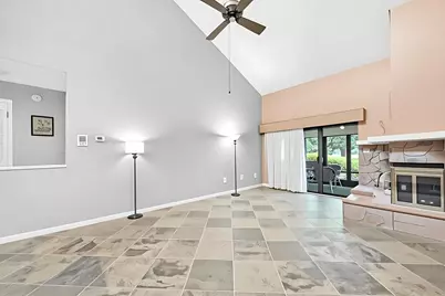 134 Gleneagles Drive #-134, Niceville, FL 32578 - Photo 4