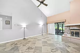 134 Gleneagles Dr, Niceville, FL 32578 - Photo 4