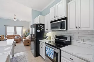 573 Tropical Way, Freeport, FL 32439 - Photo 10