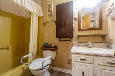 8 Walnut Avenue, Shalimar, FL 32579 - Photo 16