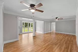 920 NE Beachview Dr, Fort Walton Beach, FL 32547 - Photo 6