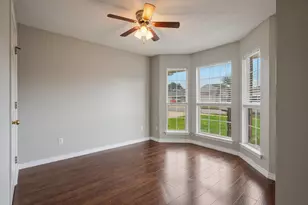 9410 Pine Lilly Ct, Navarre, FL 32566 - Photo 10