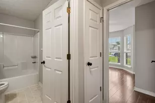 9410 Pine Lilly Ct, Navarre, FL 32566 - Photo 12