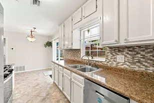 73 7th Ave, Shalimar, FL 32579 - Photo 18