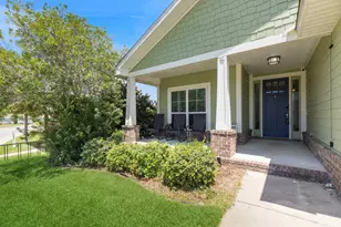 697 Marquis Wy, Freeport, FL 32439 - Photo 1