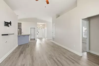 697 Marquis Way, Freeport, FL 32439 - Photo 8