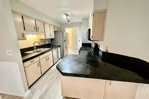 519 E Timberlake Dr, Mary Esther, FL 32569 - Photo 6