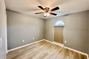 519 E Timberlake Dr, Mary Esther, FL 32569 - Photo 20