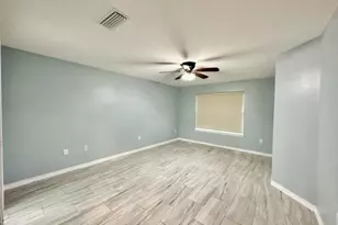 519 E Timberlake Dr, Mary Esther, FL 32569 - Photo 14