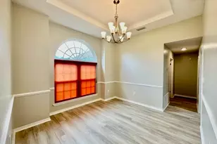 519 E Timberlake Dr, Mary Esther, FL 32569 - Photo 4