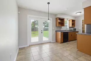 359 John King Rd, Crestview, FL 32539 - Photo 8