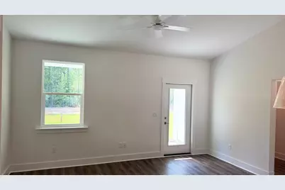 4183 Luar, Chipley, FL 32428 - Photo 8