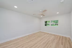 51 6th St, Shalimar, FL 32579 - Photo 14
