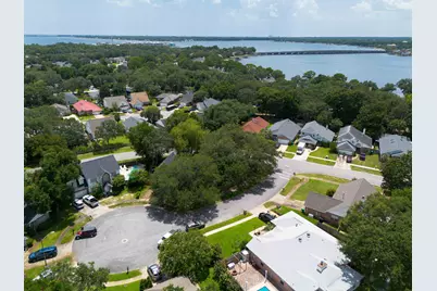 2586 Dana Court, Shalimar, FL 32579 - Photo 38