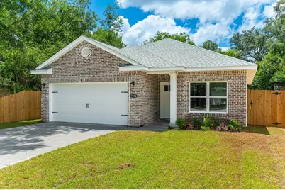 703A Brock Avenue, Crestview, FL 32539 - Photo 2