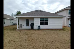 663 Earl Godwin Rd, Freeport, FL 32439 - Photo 2