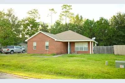 110 Village Lane, Freeport, FL 32439 - Photo 1