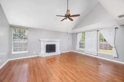 1911 W Mistral Lane, Fort Walton Beach, FL 32547 - Photo 2