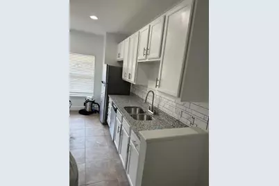 15284 331 Business #UNIT 7-D, Freeport, FL 32439 - Photo 6