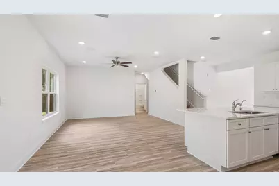 2809 Wingman Way, Crestview, FL 32539 - Photo 8