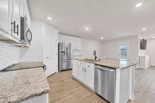 918 Merganser Way, Crestview, FL 32539 - Photo 10