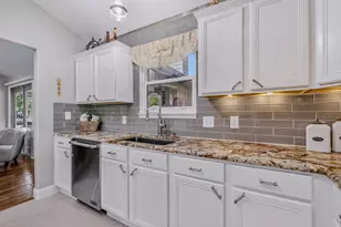 2125 Vizcaya Dr, Navarre, FL 32566 - Photo 14