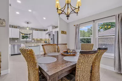 2125 Vizcaya Drive, Navarre, FL 32566 - Photo 18