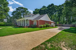 6021 Dorchester Pl, Crestview, FL 32536 - Photo 4