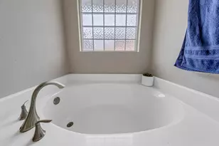 131 Bronze Cir, Crestview, FL 32539 - Photo 22