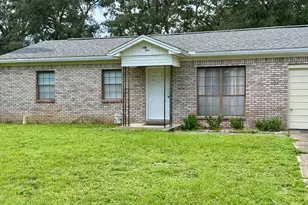 55 Port Dixie Blvd, Shalimar, FL 32579 - Photo 1