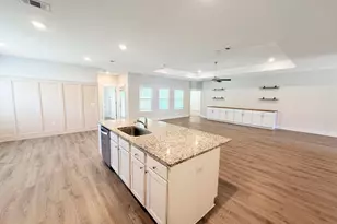 2456 Dakota Wy, Crestview, FL 32536 - Photo 12