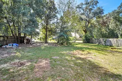 6423 Julia Drive, Milton, FL 32570 - Photo 12