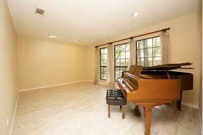 1695 Parkside Circle, Niceville, FL 32578 - Photo 34
