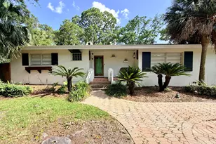 209 SE Hood Ave, Fort Walton Beach, FL 32548 - Photo 1