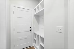 308 B Okaloosa Ave, Valparaiso, FL 32580 - Photo 24