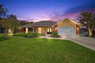 4642 Chanan Dr, Crestview, FL 32539 - Photo 2
