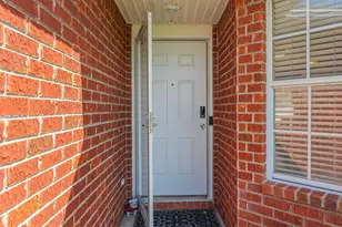 411 Peregrine Ct, Mary Esther, FL 32569 - Photo 4