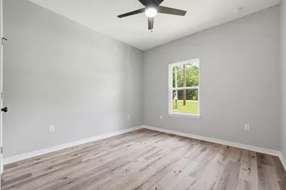 6144 Clover Street, Crestview, FL 32539 - Photo 12