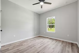 6144 Clover St, Crestview, FL 32539 - Photo 12