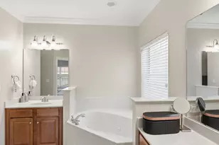 1610 Ibiza Cove, Niceville, FL 32578 - Photo 24