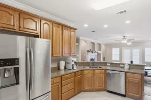 1610 Ibiza Cove, Niceville, FL 32578 - Photo 6