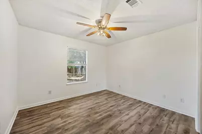 7280 Mossy Oaks Court, Navarre, FL 32566 - Photo 24