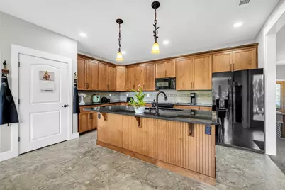 233 Gracie Lane, Niceville, FL 32578 - Photo 12