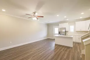328 Date Palm Ln, Freeport, FL 32439 - Photo 6
